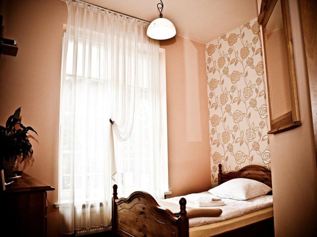 Pensjonat Zacisze Plewiska Phòng bức ảnh