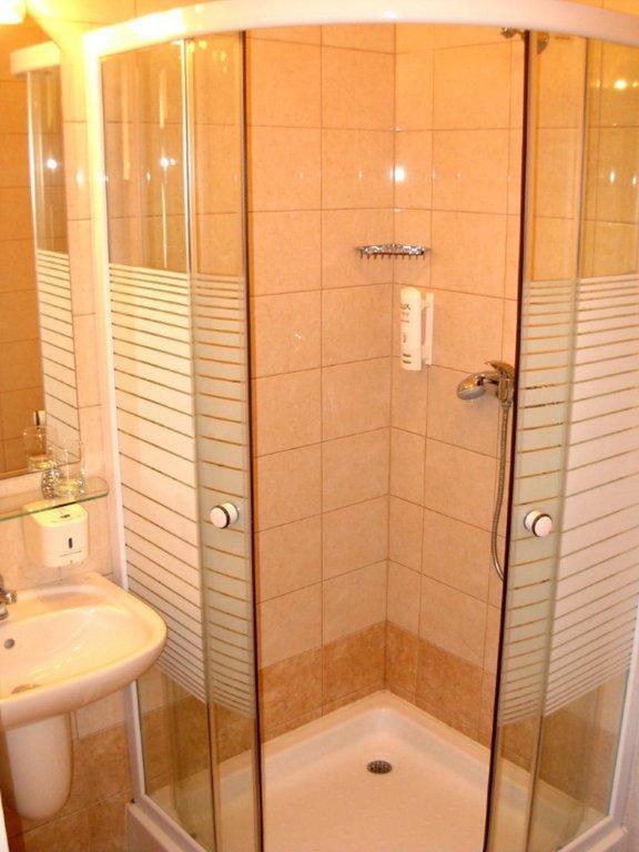 Pensjonat Zacisze Plewiska Phòng bức ảnh